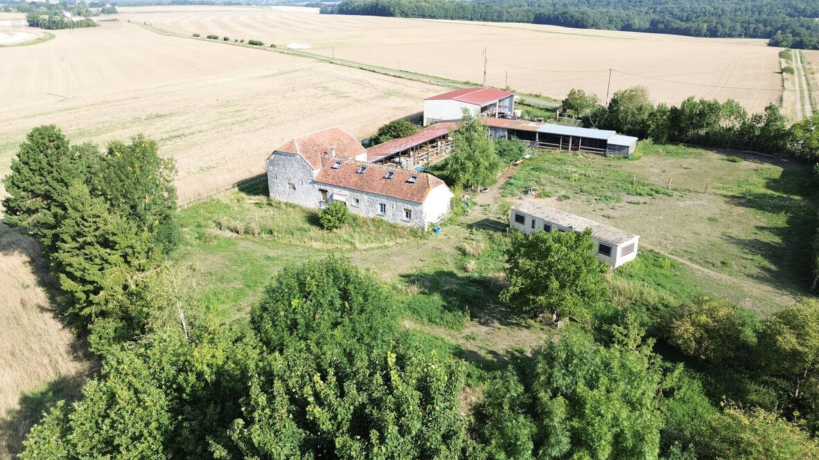 Maison à LA FERTE-GAUCHER