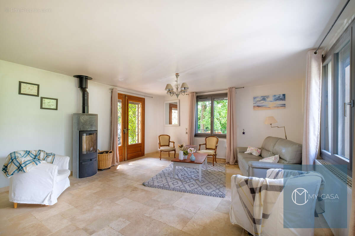 Maison à LES CHERES