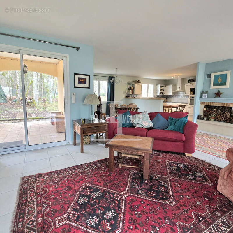 Maison à SAINT-ASTIER