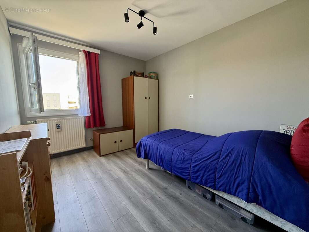 Appartement 65 m² à Nimes  - photo 9