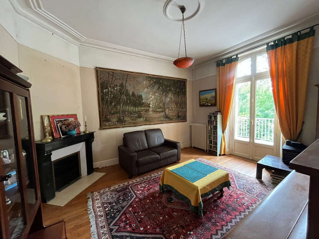 Chaumont en Vexin, Maison Bourgeoise de 11 pièces, 205 m2, 2900m2 de jardin - photo 5