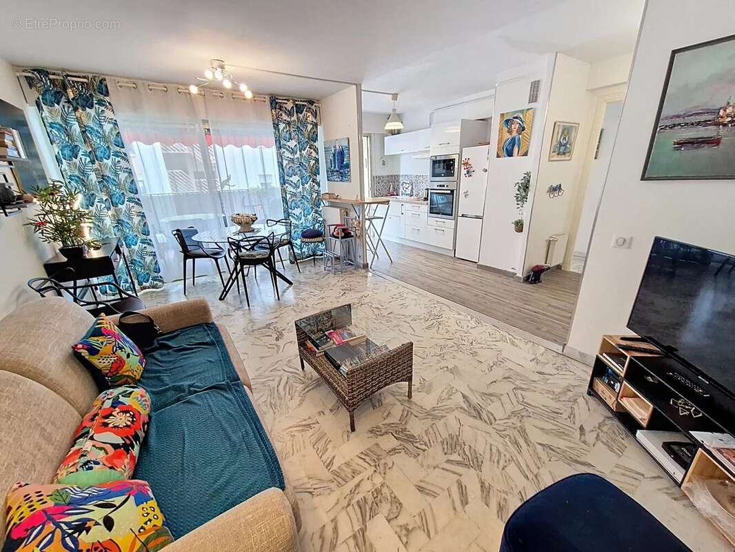 Appartement à LE CANNET