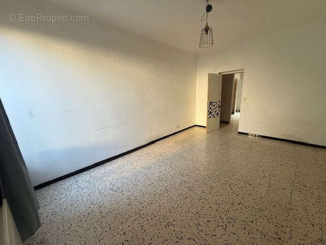 Appartement à MONTAGNAC