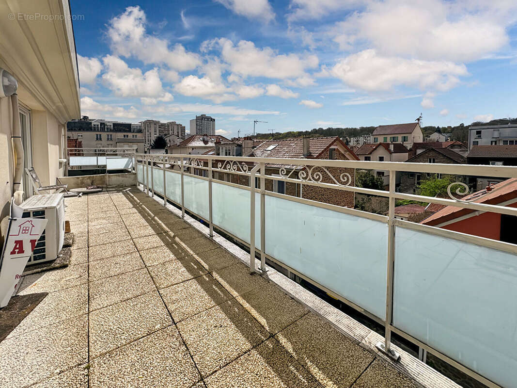 Appartement à ROSNY-SOUS-BOIS