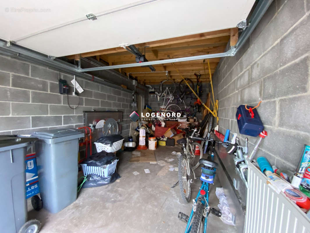 Garage - Appartement à ARMENTIERES
