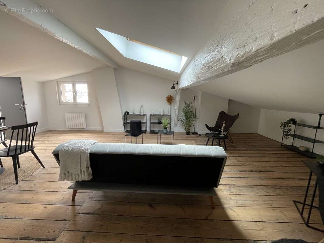 Appartement 45 m² à Bordeaux  - photo 2