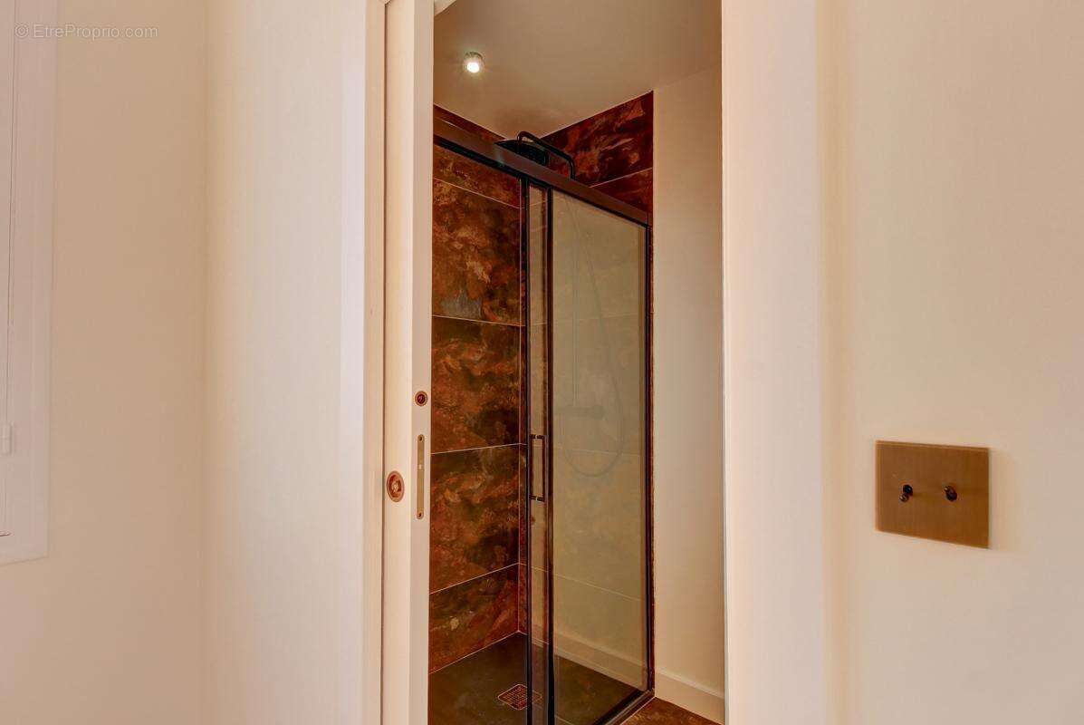 Appartement à BEAULIEU-SUR-MER