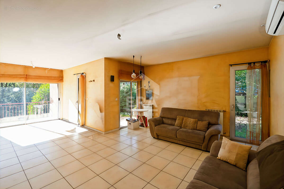 Maison à BOUC-BEL-AIR