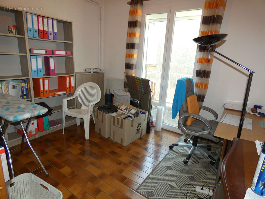 Maison à CAUX-ET-SAUZENS