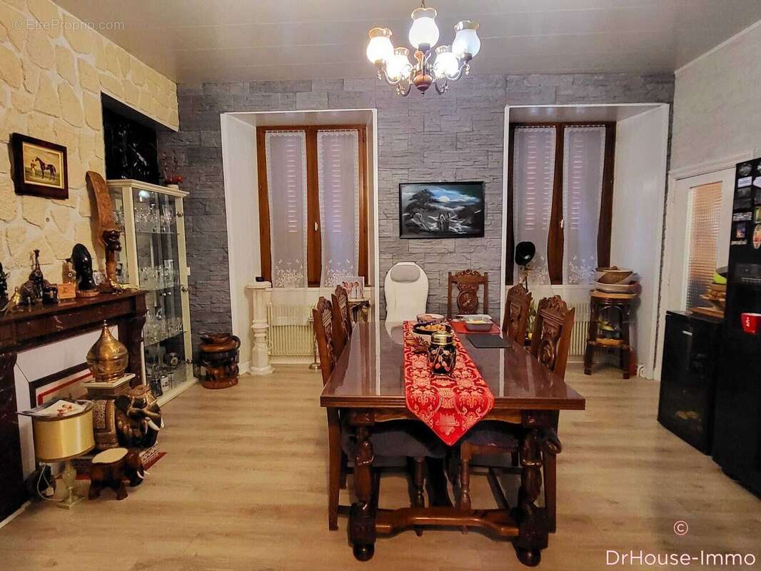 Appartement à CRAPONNE-SUR-ARZON