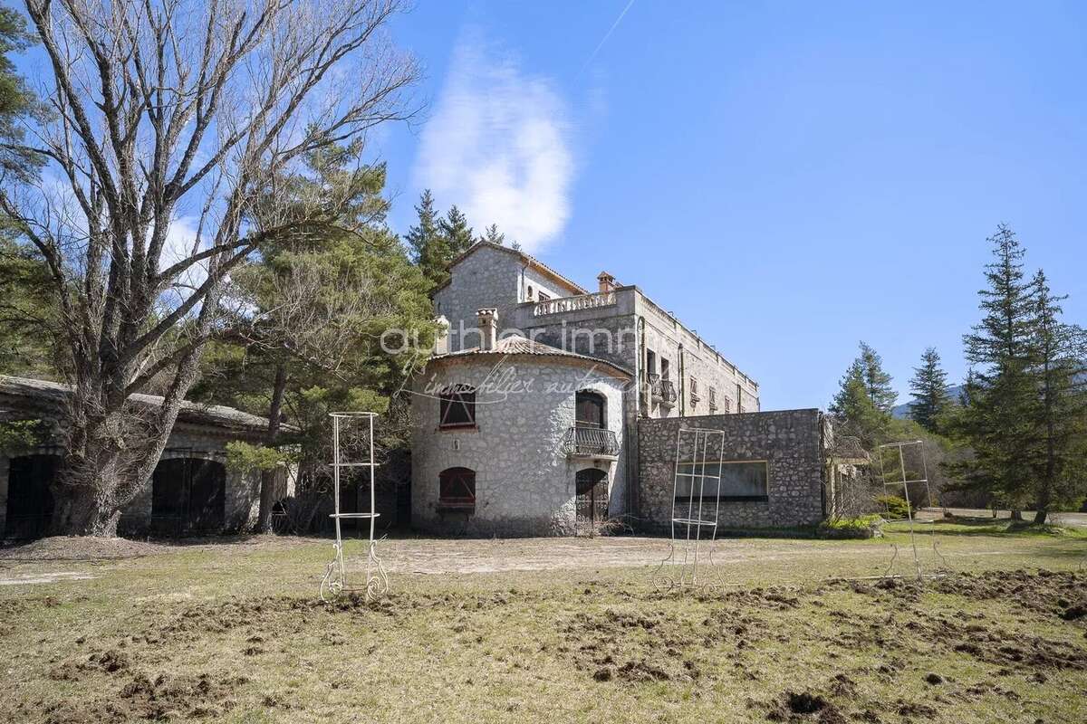 Maison à SERANON