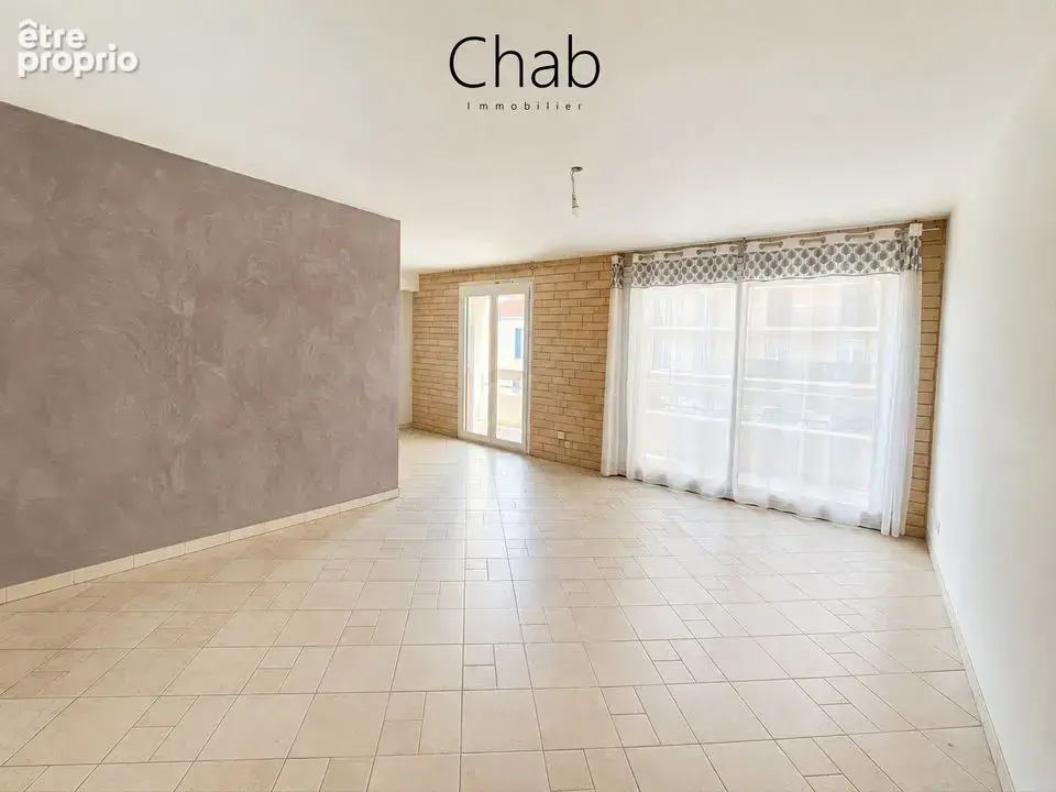 Appartement 4 pièces 106 m² à vendre à Marseille-4e (13004) - photo 2