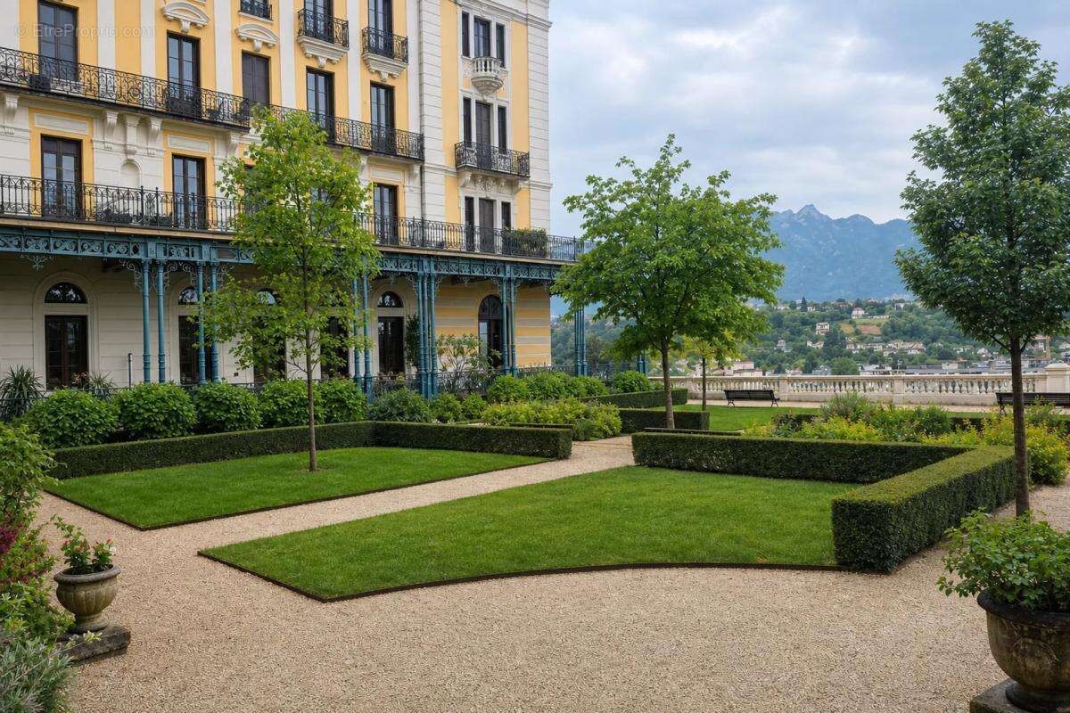 T2 34 m² loué à Aix-les-Bains, vue Château - photo 4