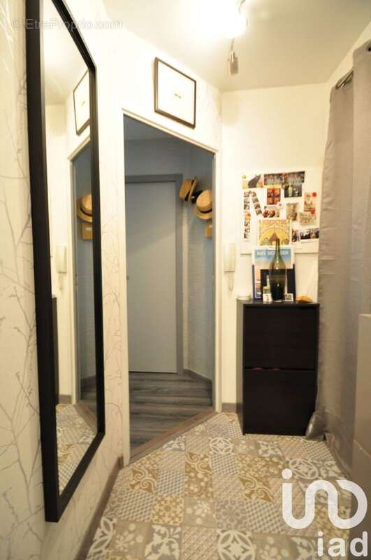 Photo 8 - Appartement à BUSSY-SAINT-GEORGES