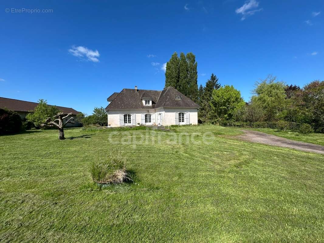 Maison à vendre 7 pièces THIVIERS (24)252m² sur plus de 5000m² de terrain - photo 19