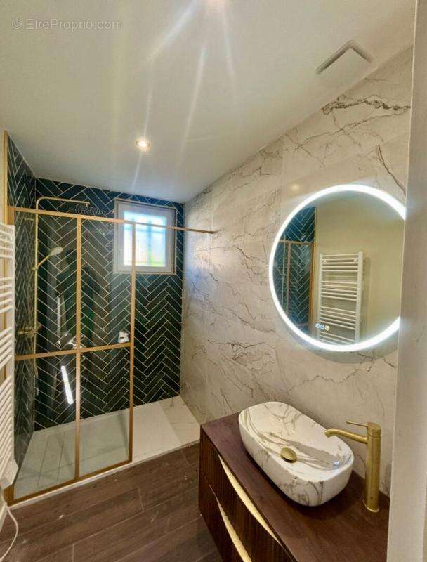 Maison à COULOUNIEIX-CHAMIERS