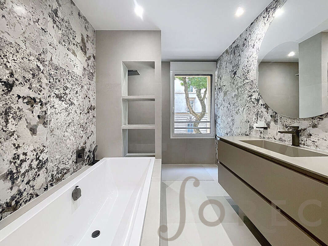 Appartement d'exception - Résidence neuve haut standing à Metz centre - F5 - 3 chambres - Garage - Terrasse - photo 10