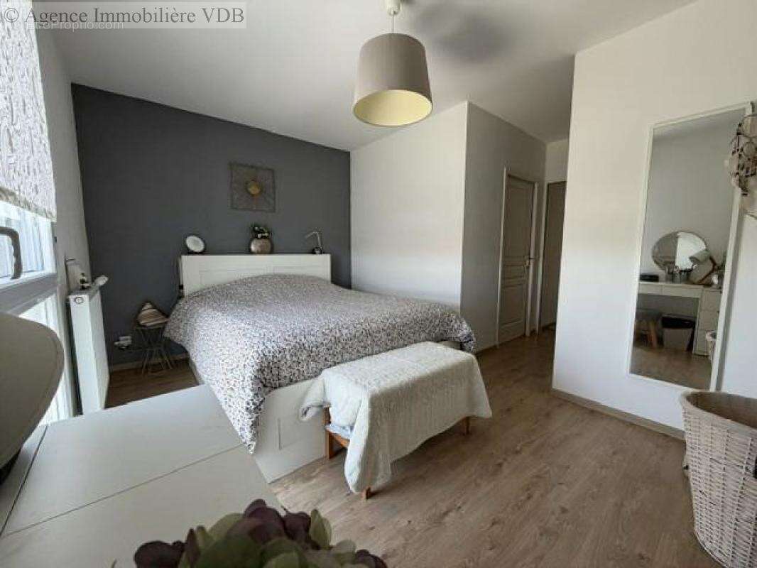 Maison familiale récente avec jardin paysager et prestations de qualité à ART SUR MEURTHE - photo 9