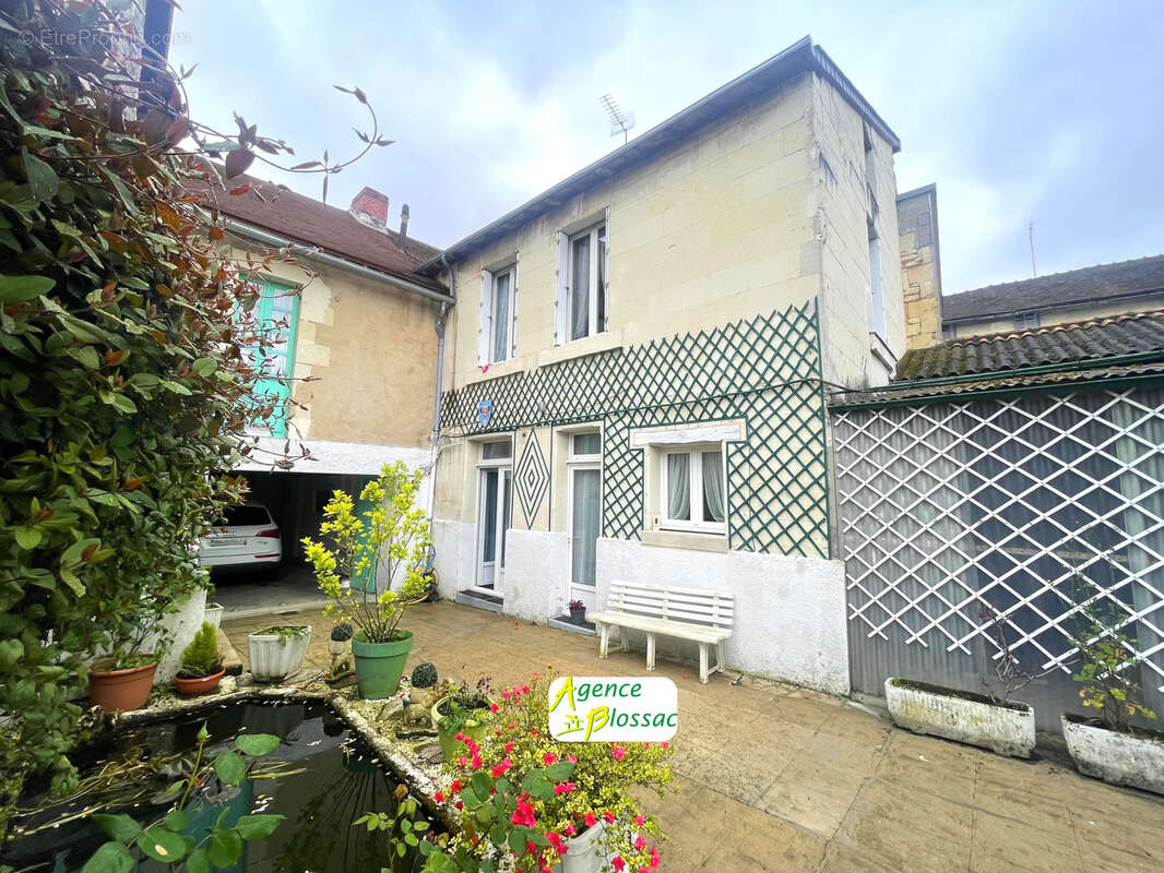 Maison à CHATELLERAULT