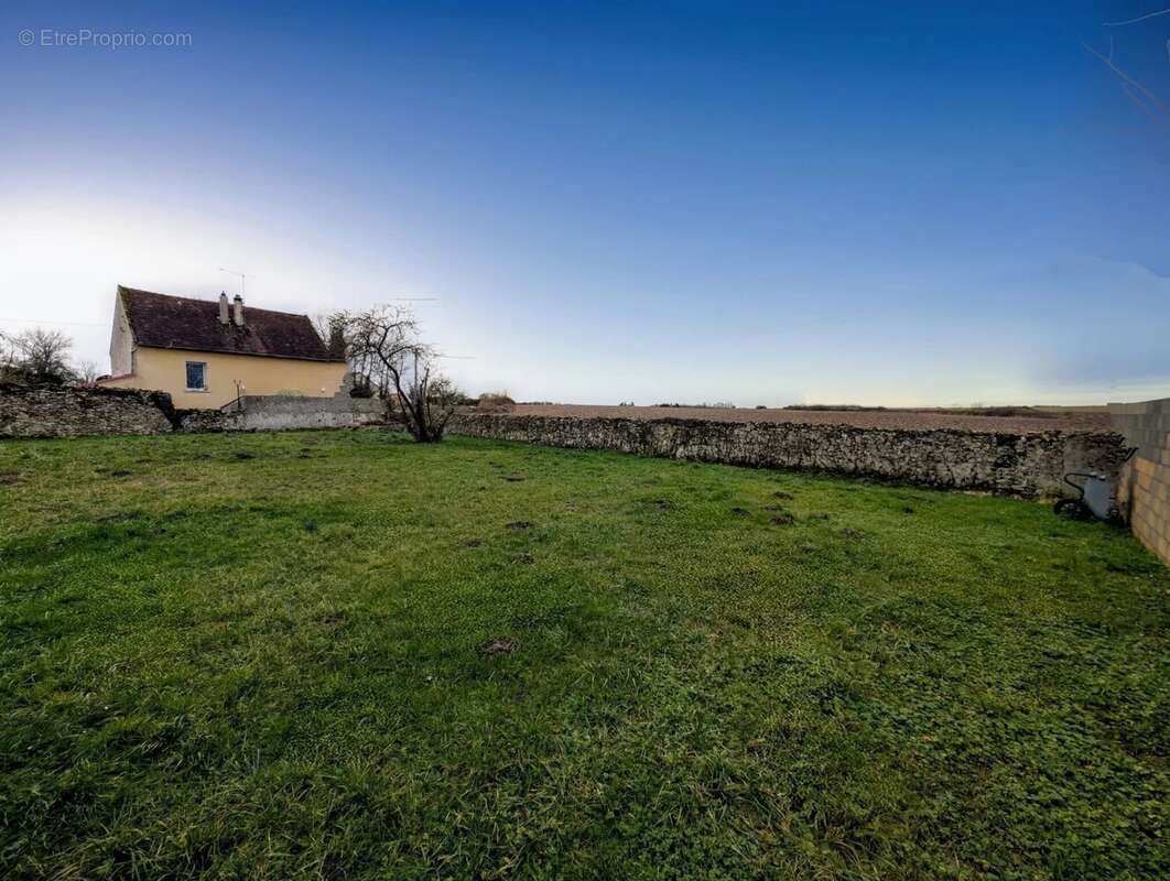 Terrain à LA FERTE-SOUS-JOUARRE