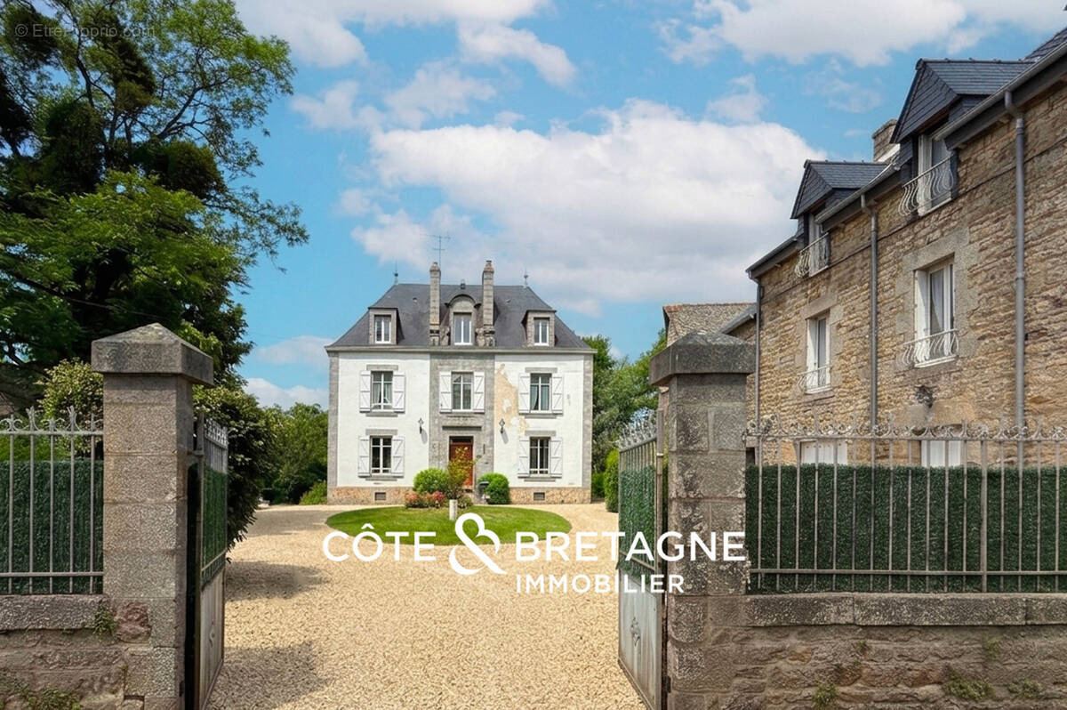 Maison à PLOEUC-SUR-LIE
