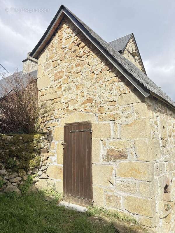 Maison à SAINT-JULIEN-AUX-BOIS