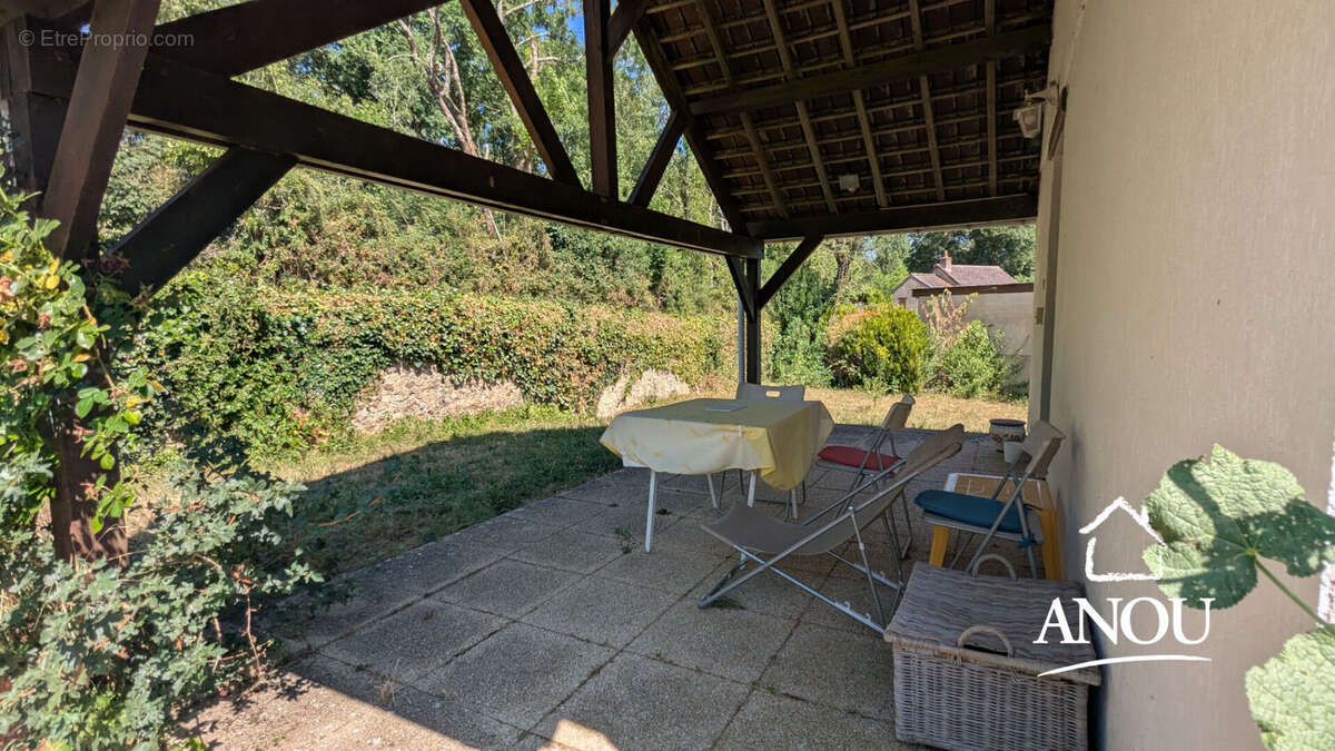 Maison de plain-pied avec jardin arboré - photo 11