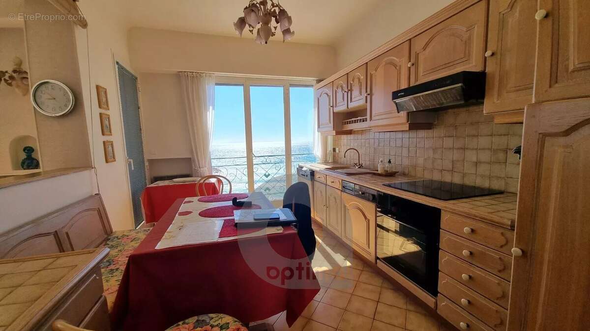 Appartement à MENTON