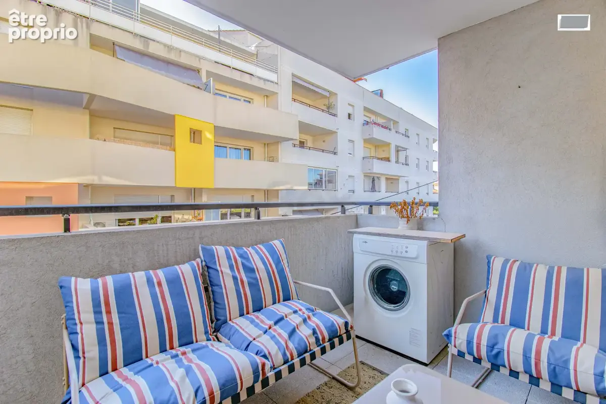 La seyne sur mer - type 2 recent avec garage - photo 3