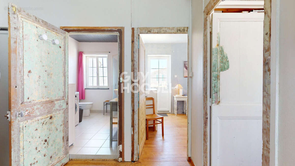Douceur de vivre à La Noue ? Maison de village avec grand garage - photo 6