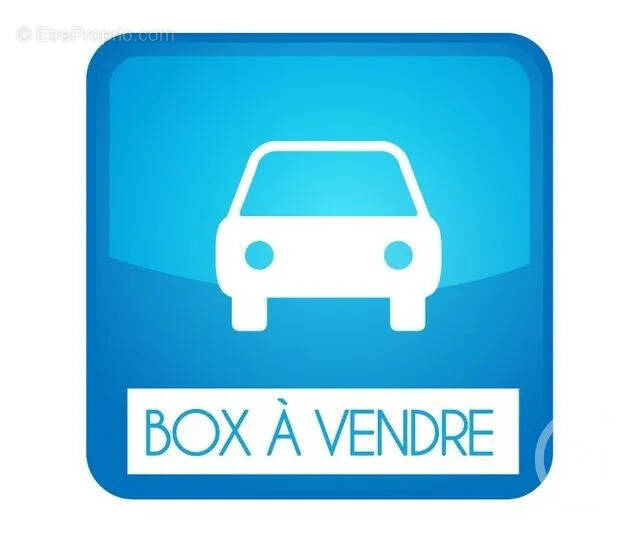 Parking à ROQUEBRUNE-CAP-MARTIN