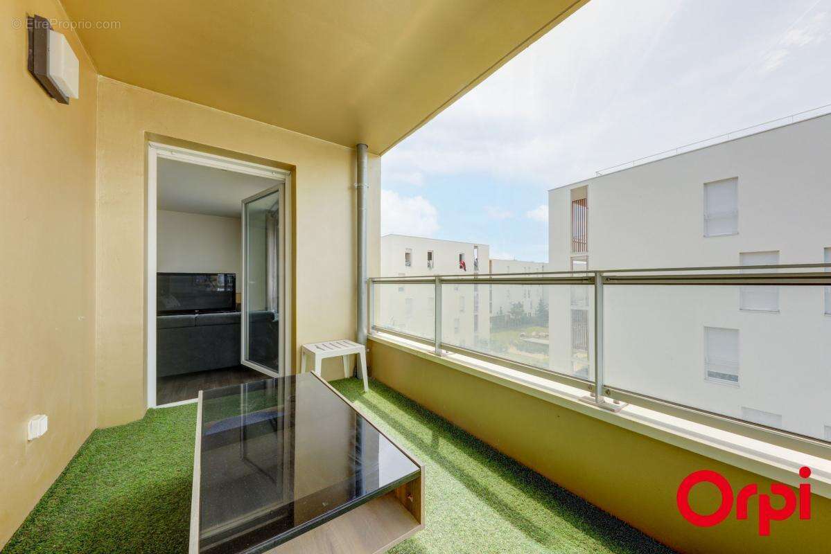 Appartement à VAULX-EN-VELIN
