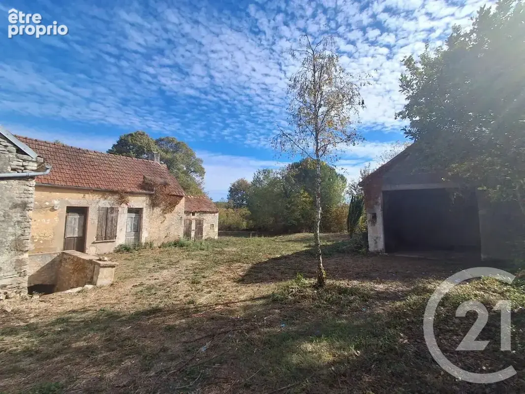 Maison à SOUGERES-EN-PUISAYE