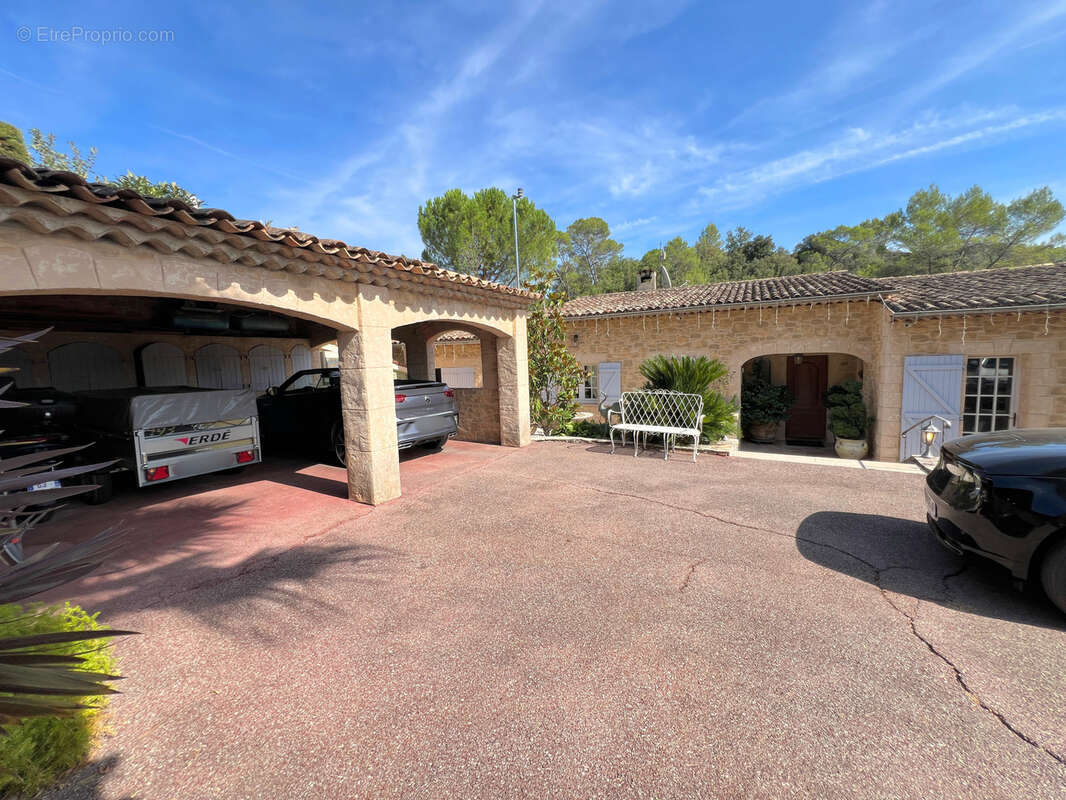 Maison à LE TIGNET