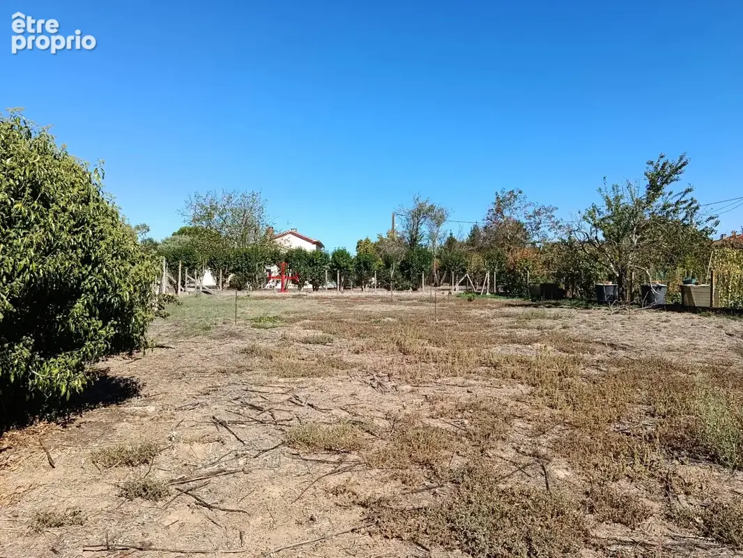 Terrain constructible FLORENTIN - photo 2