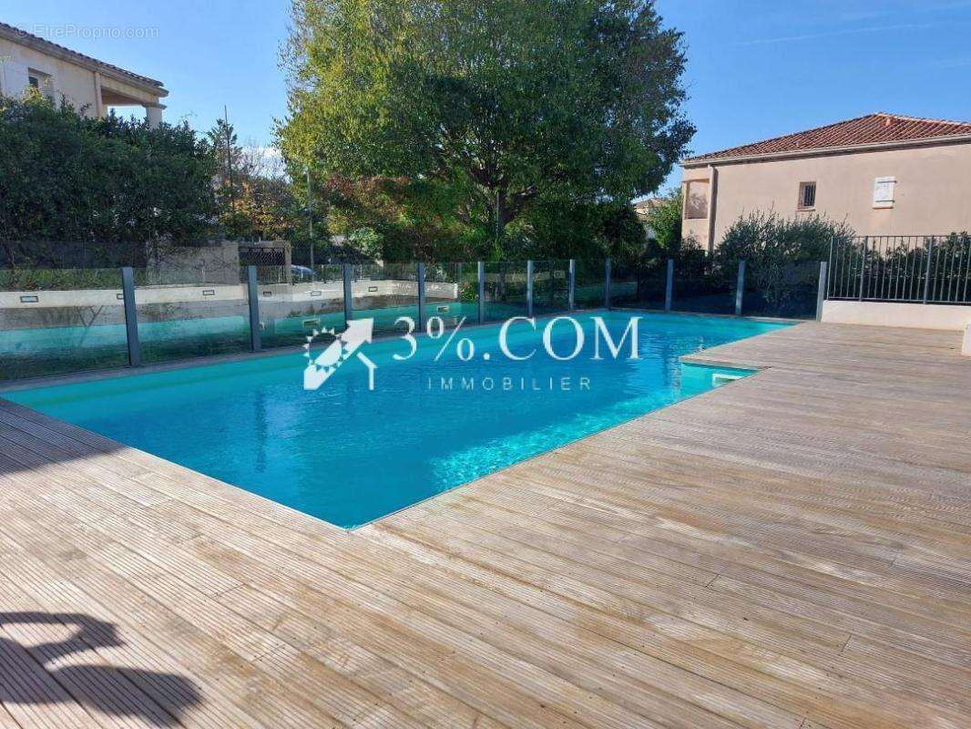 Appartement à MARSEILLE-8E