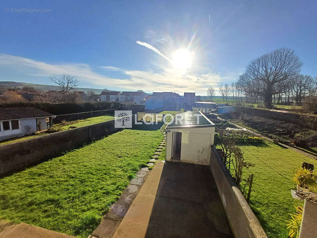 Maison à NEUFCHATEL-HARDELOT