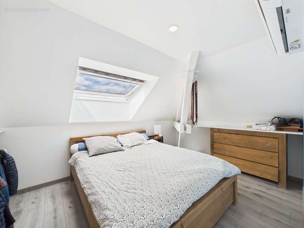 Appartement à CHALLES-LES-EAUX