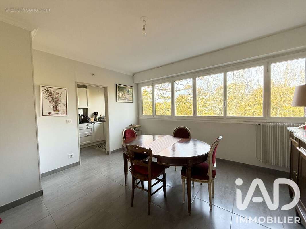 Appartement 119 m² à Vaux-Le-Penil  - photo 8