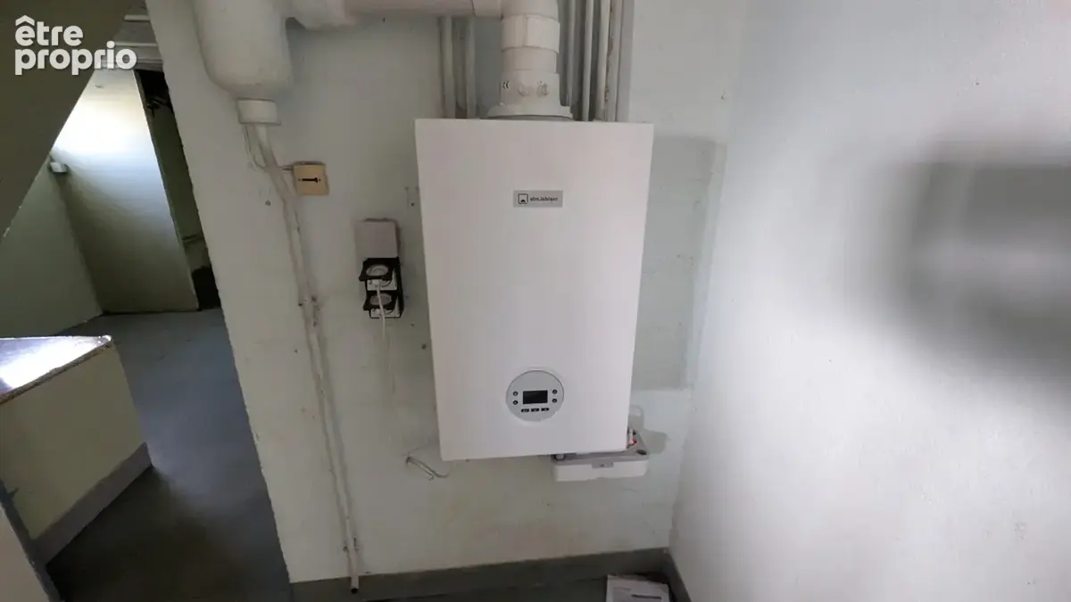 Niort maison  sous sol a rafraichir - photo 10