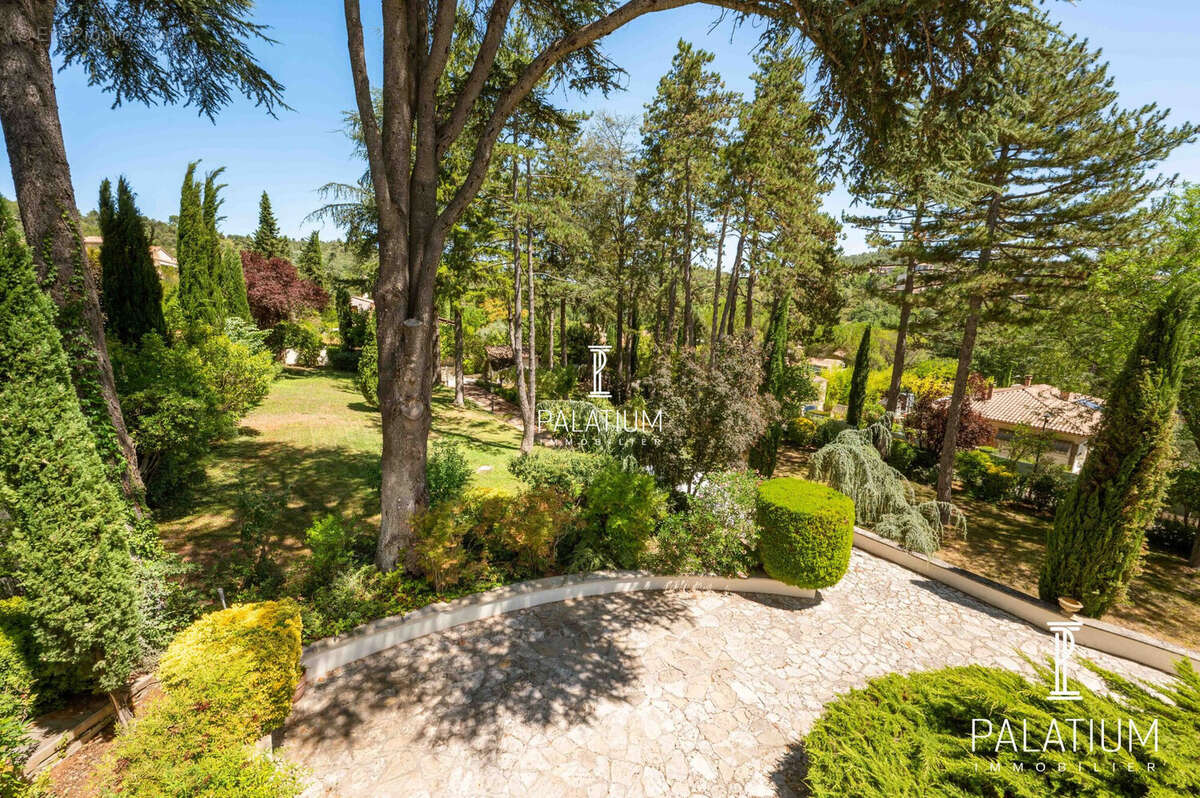 Maison à GREOUX-LES-BAINS