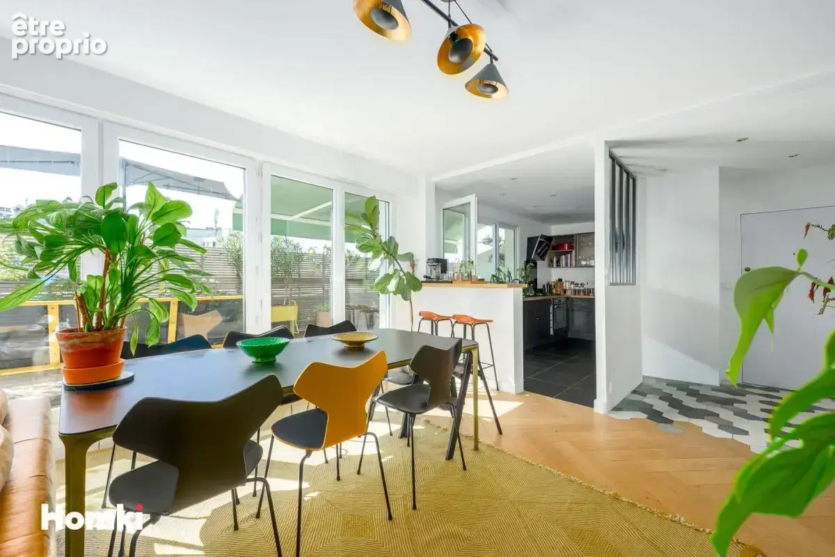 Coup de cœur – Dernier étage, 3 pièces de 80 m2 avec terrasse et vue dégagée - photo 5