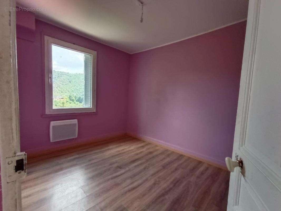 Appartement à THIERS