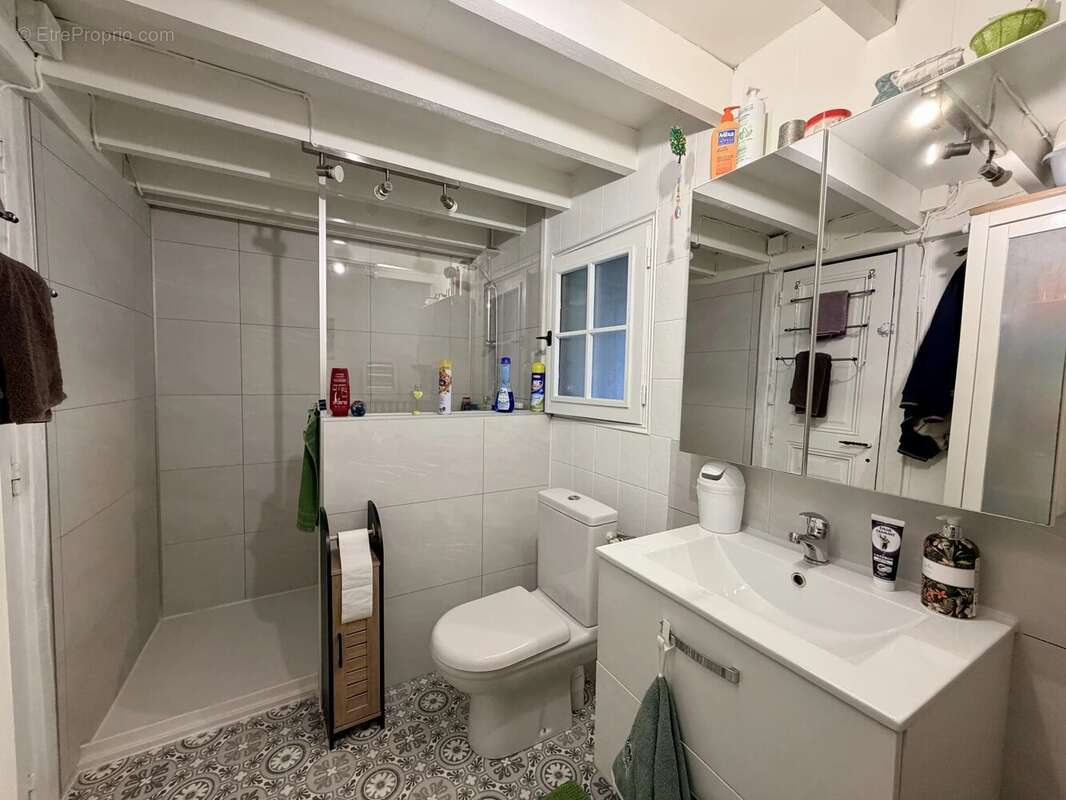 Grande maison dans Bernay - 5-6 chambres - plus de 200m2 d'espace - sous-sol/carport - 808m2 - photo 11