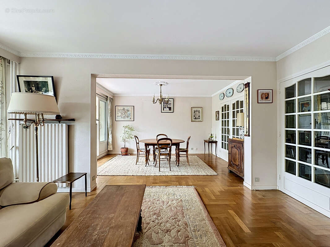 Appartement à SAINTE-FOY-LES-LYON