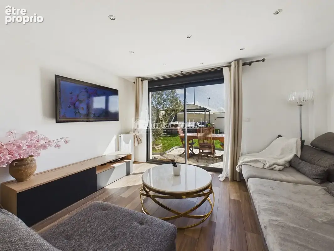 Maison 6 pièces 133m2 sur 342m2 de terrain - photo 4