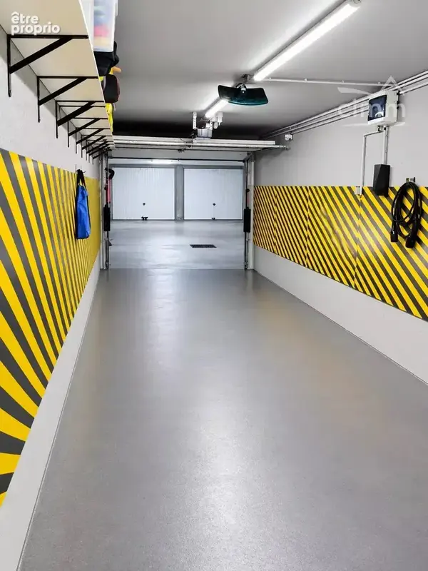 Place de parking souterrain sécurisée au Carrée de Soie - photo 3