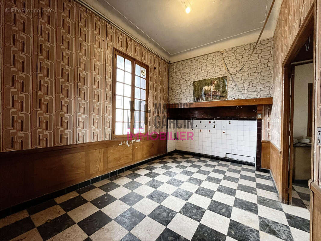 Maison à L&#039;ISLE-SUR-LA-SORGUE