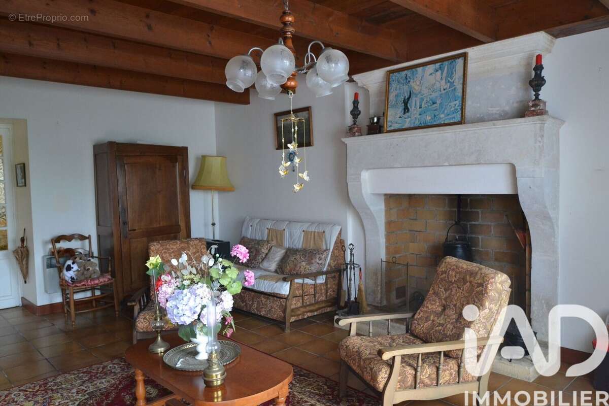Photo 5 - Maison à SAINT-LAURENT-DE-COGNAC