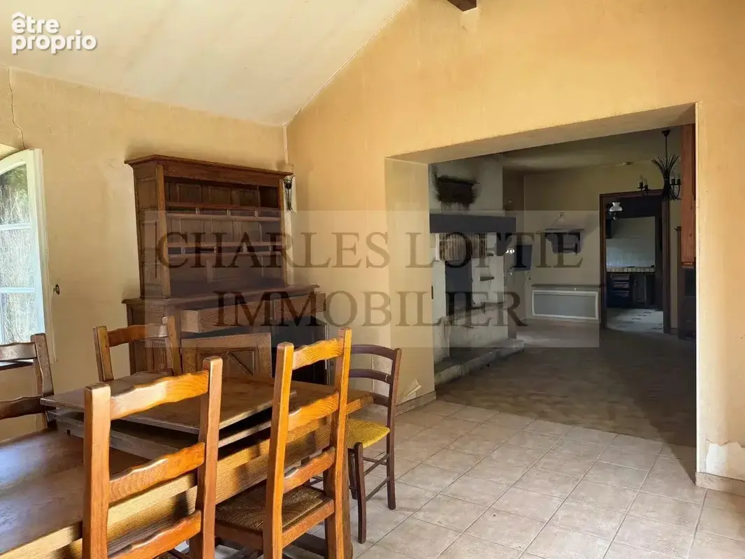 Charmante maison en pierre, garage et dépendances sur 1.5 ha au calme et proche d'un village en Bouriane - photo 9